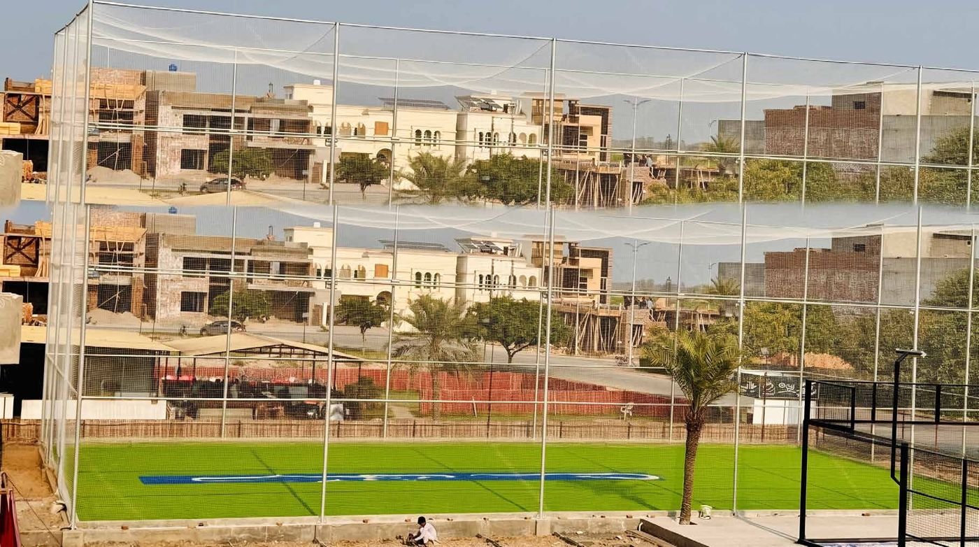 Paradise City Jhang, Cricket